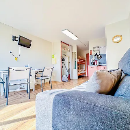 4 Personnes Avec Piscine Agde